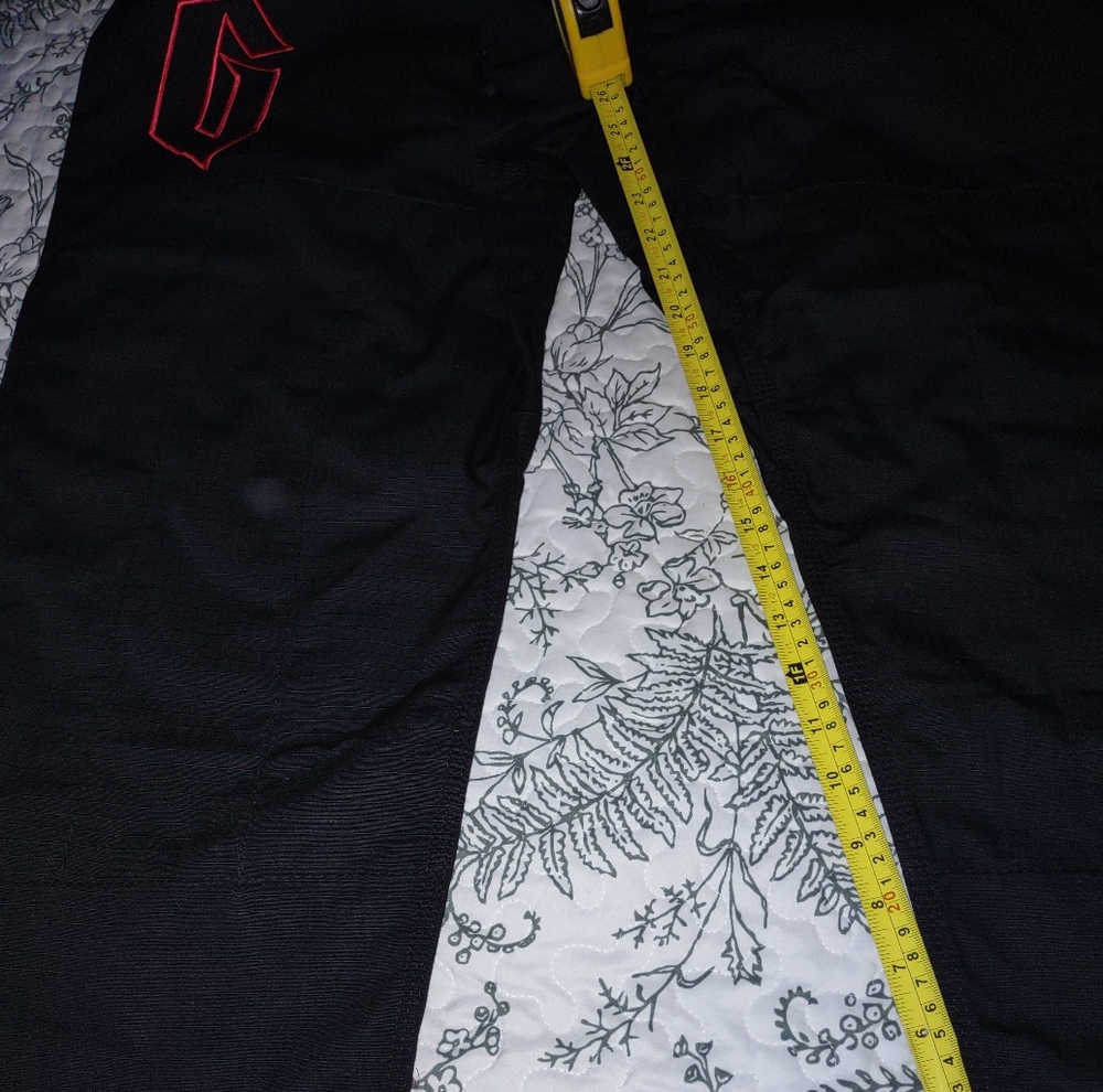 Jujitsu pants and beginners belt - Picture 4 of 5